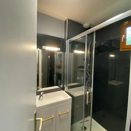 Holiday home Entierement Renove En Pleine Nature
